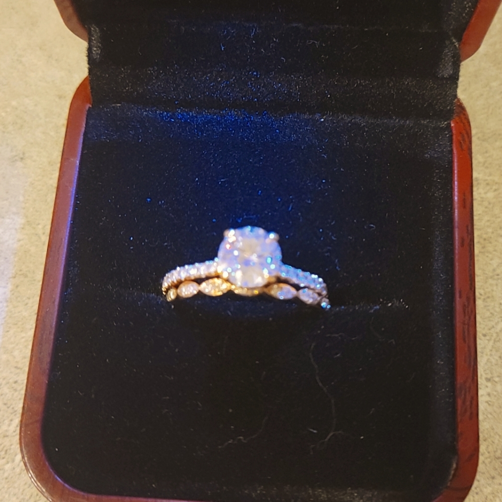 1 ct moissanite ring
